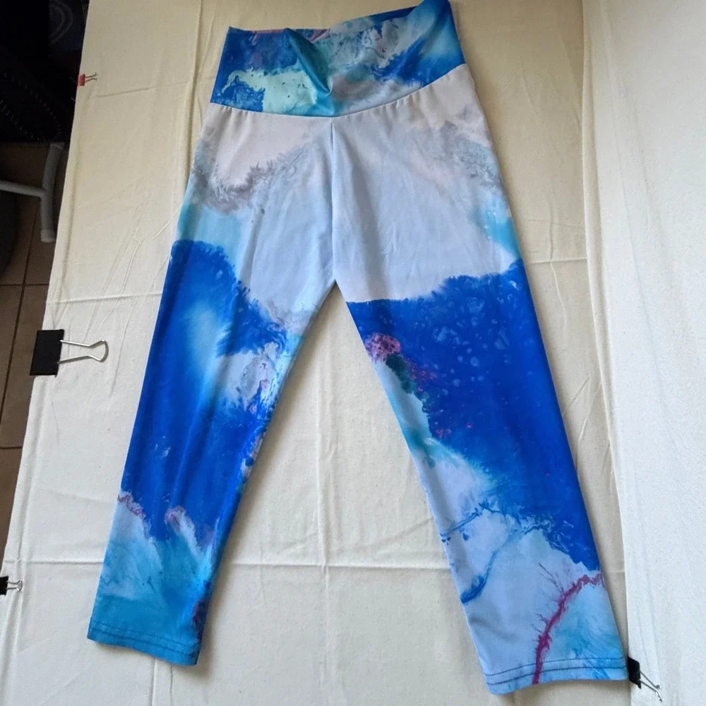By Rachel Pierce Blue Fluid Art Activewear Set Crop Top Leggings Large